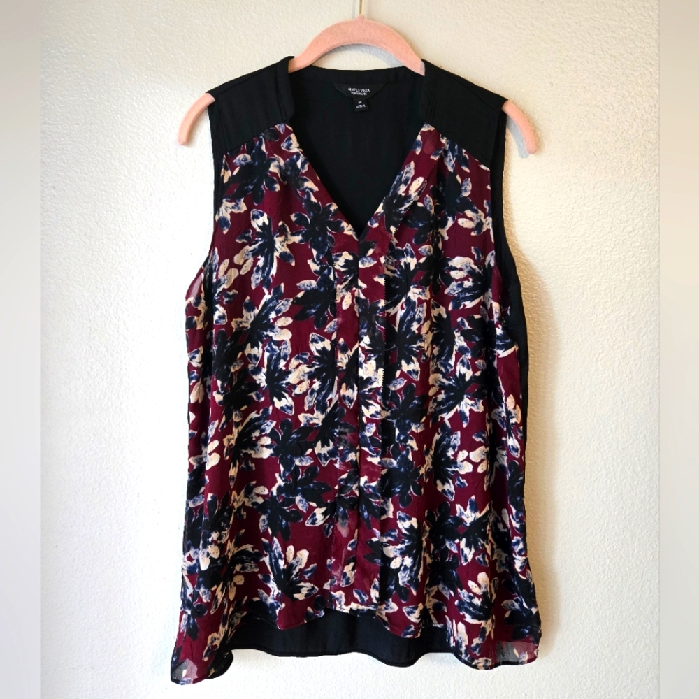 Simply Vera Floral Sleeveless Top - Black and Burgundy, Size M, Somewhat Sheer.